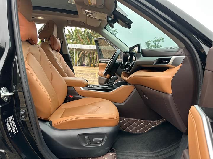 Фото 8 - Toyota Highlander