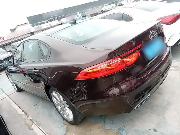 Фото 5 - Jaguar XF L