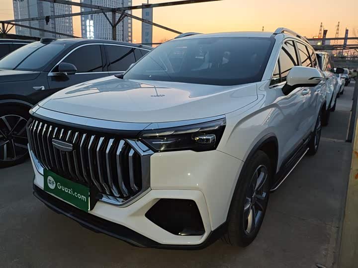 Фото 2 - Geely Okavango L