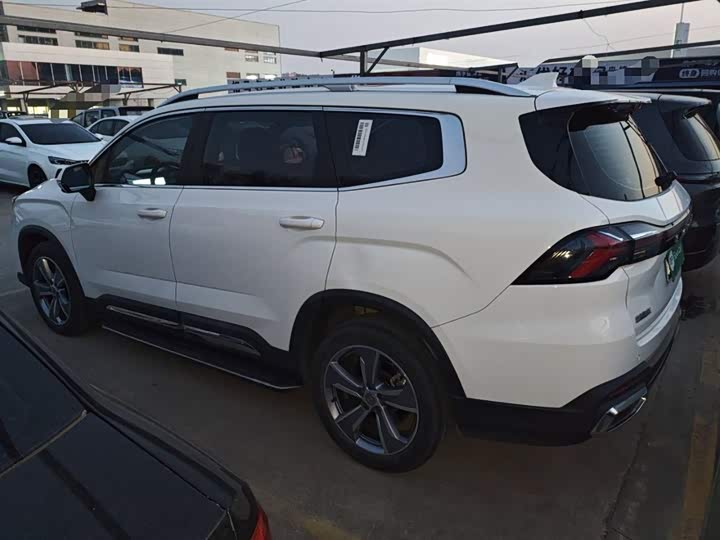 Фото 5 - Geely Okavango L