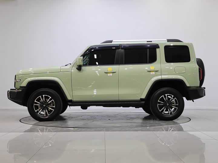 Фото 3 - Tank 300