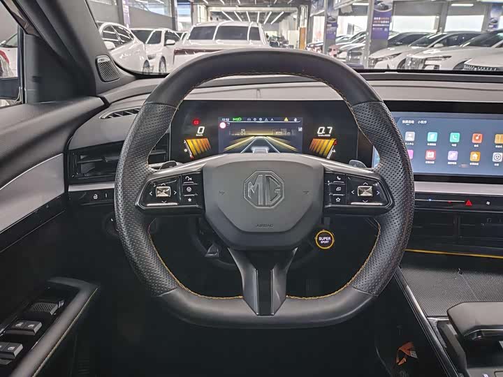 Фото 4 - MG Motor 5 Scorpio