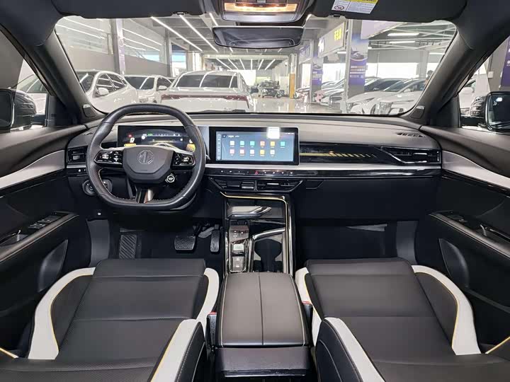 Фото 6 - MG Motor 5 Scorpio