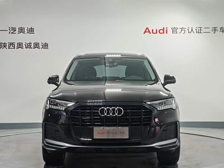 Фото 2 - Audi Q7