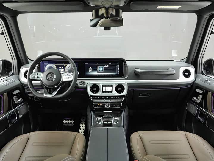 Фото 6 - Mercedes-Benz G-Class