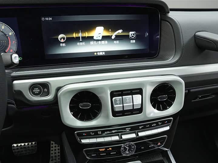 Фото 9 - Mercedes-Benz G-Class