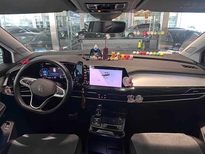 Фото 9 - Volkswagen Talagon