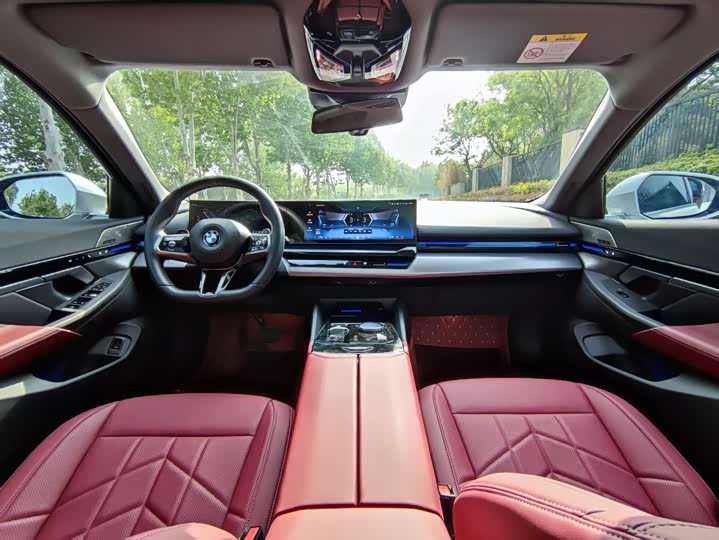 Фото 4 - BMW 5 Series