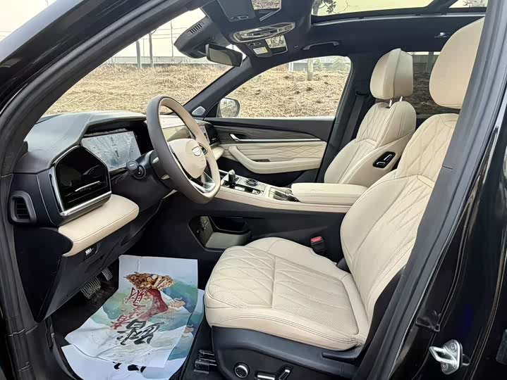 Фото 6 - Geely Monjaro