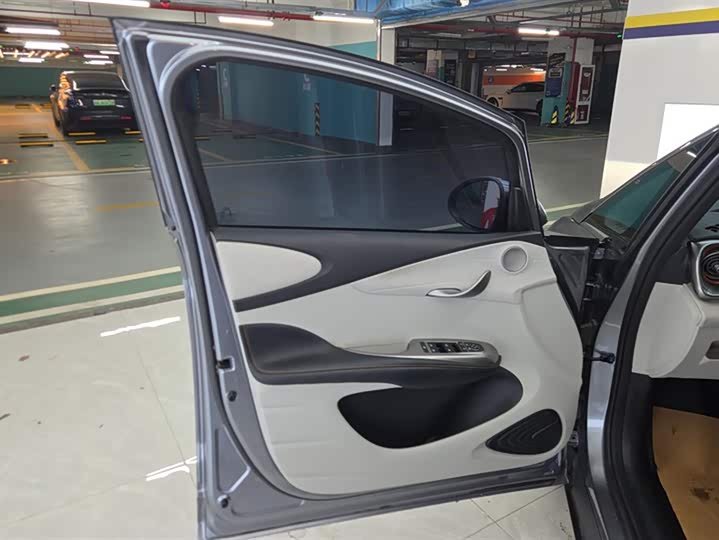 Фото 7 - BYD Dolphin