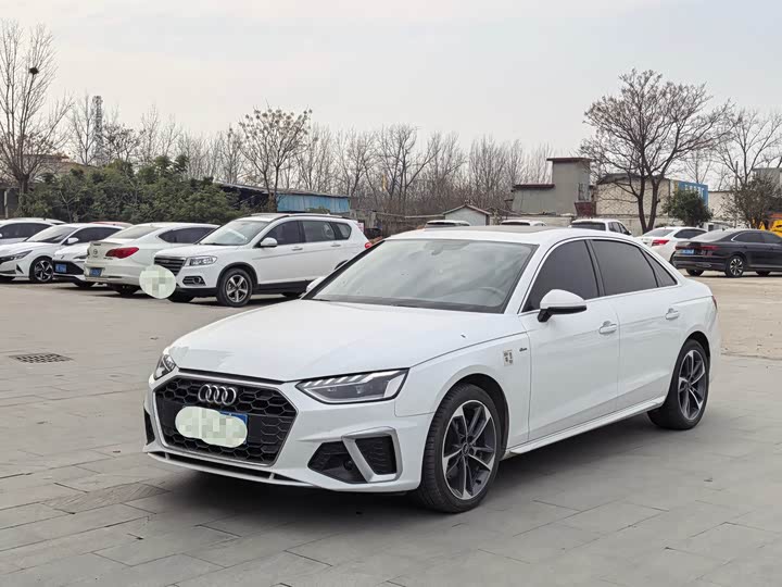 Фото 1 - Audi A4L