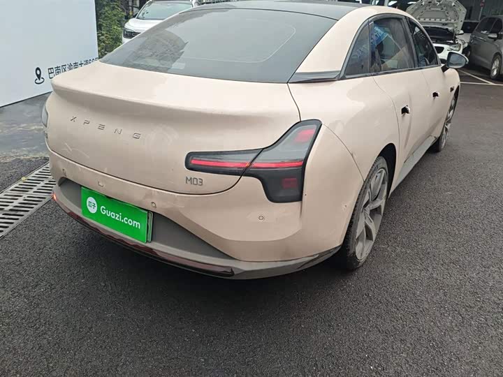 Фото 8 - XPeng Mona M03