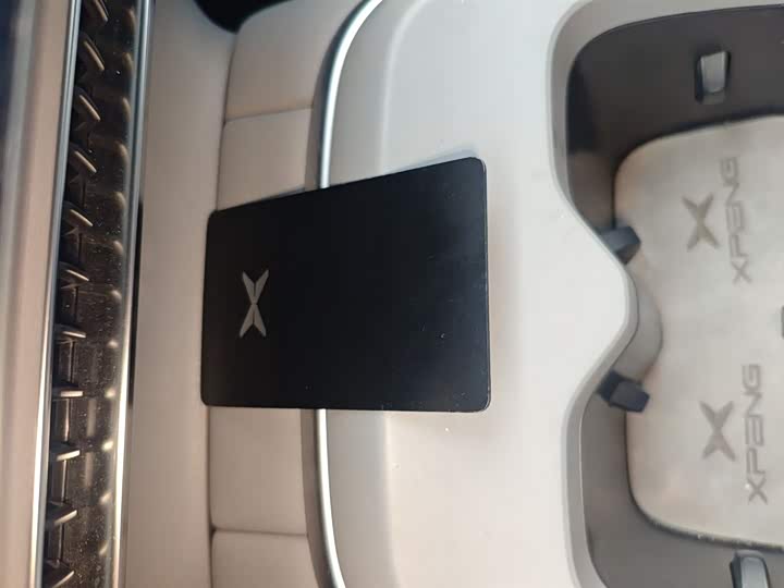 Фото 9 - XPeng Mona M03