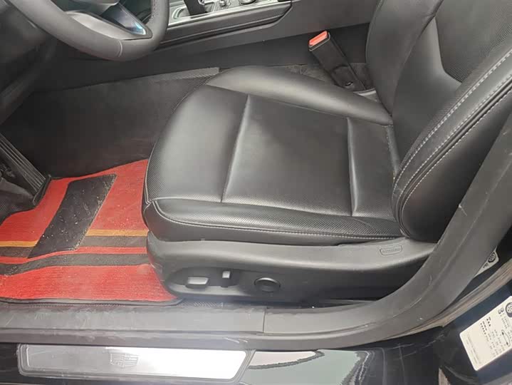 Фото 9 - Cadillac CT5