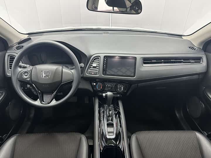 Фото 6 - Honda Vezel