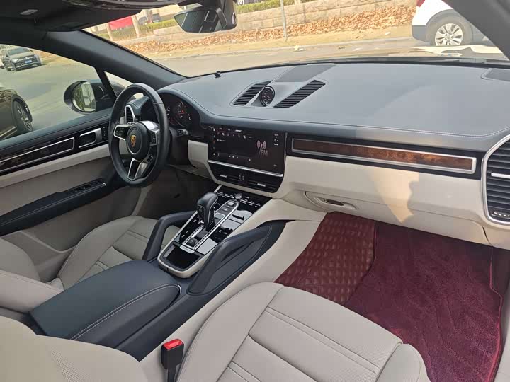 Фото 7 - Porsche Cayenne