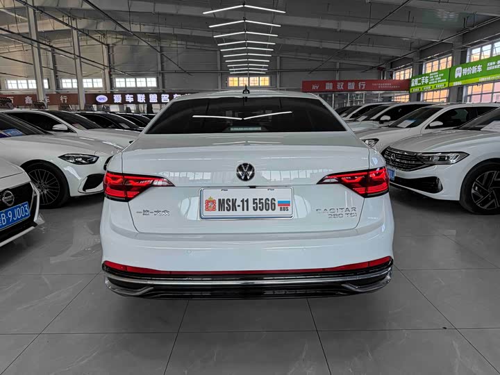 Фото 5 - Volkswagen Sagitar L