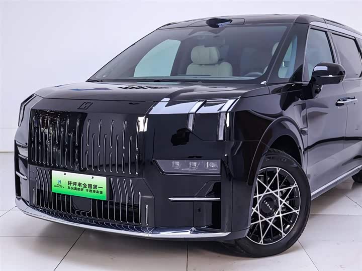 Фото 3 - Zeekr 009