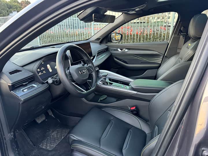 Фото 5 - Geely Preface