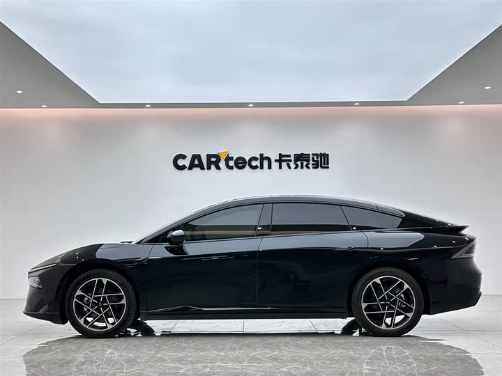 Фото 2 - XPeng F57