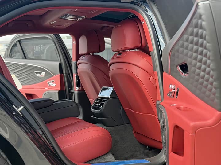 Фото 7 - Bentley Flying Spur