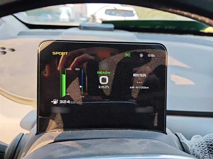 Фото 4 - Geely Geometry A