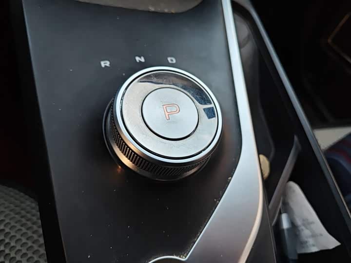 Фото 7 - Geely Geometry A