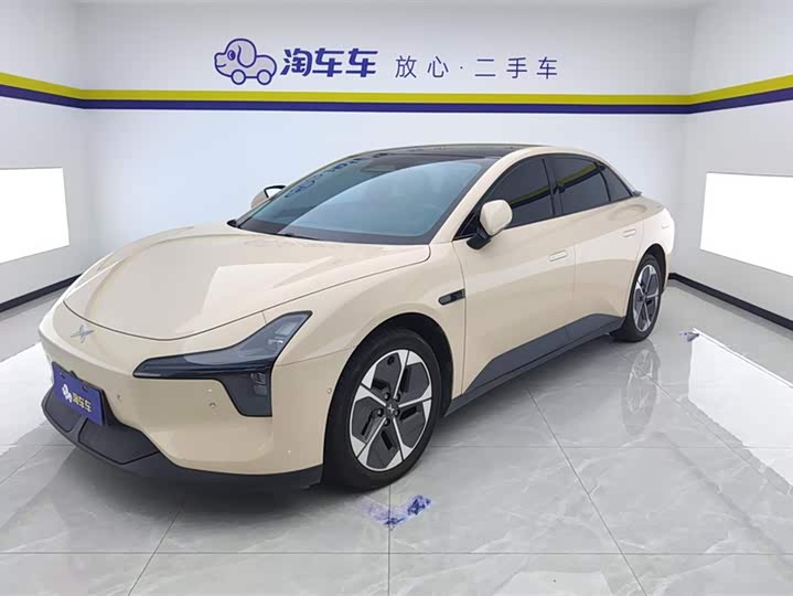 Фото 1 - XPeng Mona M03