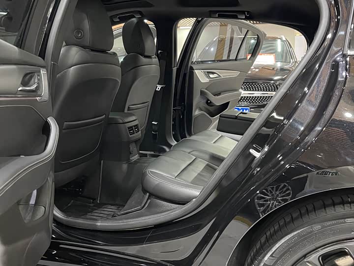 Фото 7 - Cadillac CT5