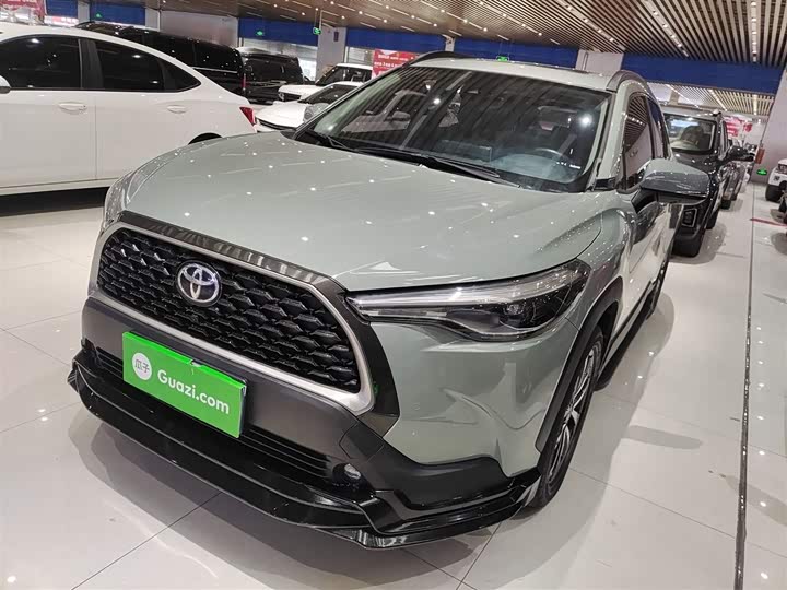 Фото 2 - Toyota Corolla Cross