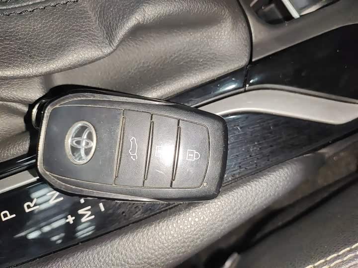 Фото 9 - Toyota Corolla Cross