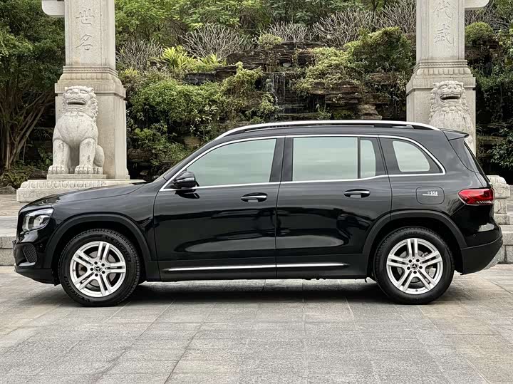 Фото 4 - Mercedes-Benz GLB-Class