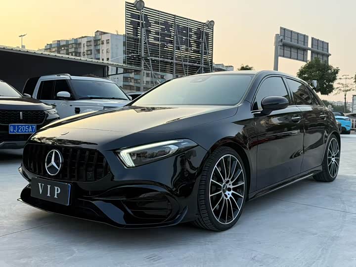 Фото 1 - Mercedes-Benz A-Class AMG