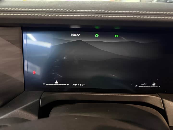 Фото 4 - Tank 300