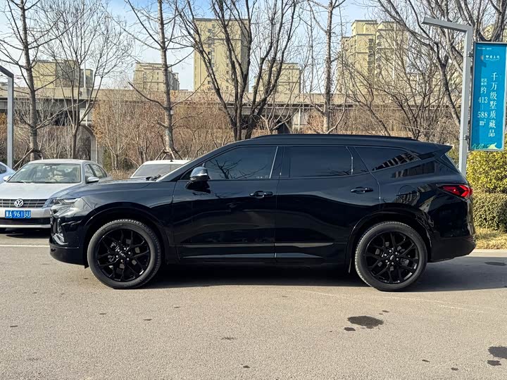 Фото 4 - Chevrolet Blazer