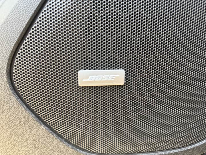 Фото 6 - Chevrolet Blazer