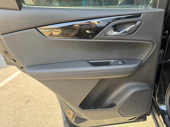 Фото 7 - Chevrolet Blazer