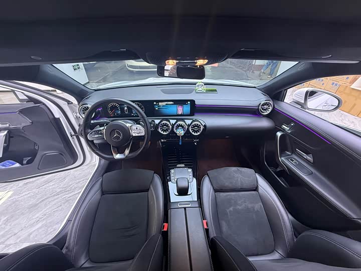Фото 5 - Mercedes-Benz A-Class