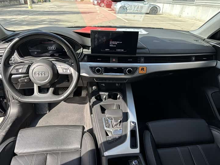 Фото 6 - Audi A4L