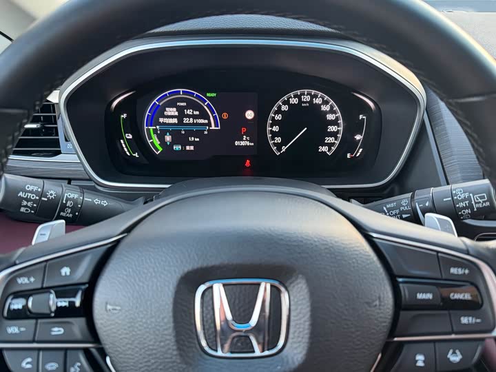 Фото 5 - Honda Elysion