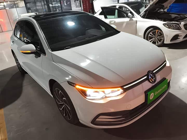 Фото 4 - Volkswagen Golf