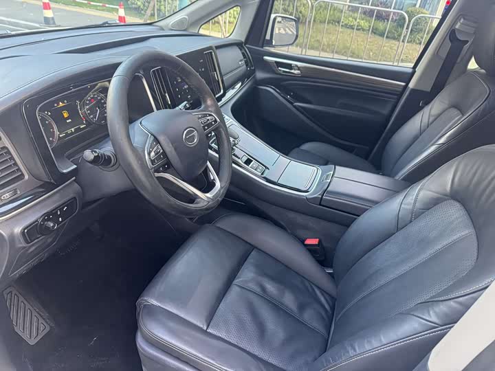 Фото 9 - GAC Trumpchi M8