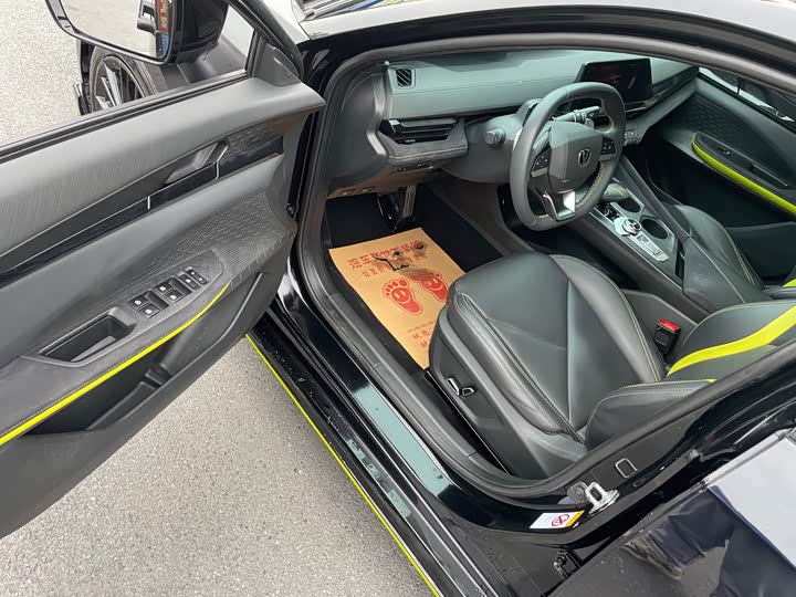 Фото 5 - Changan UNI-V