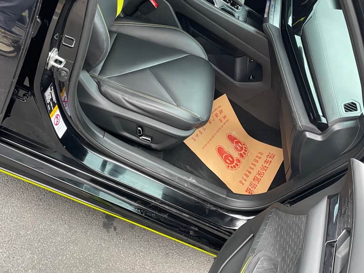 Фото 6 - Changan UNI-V