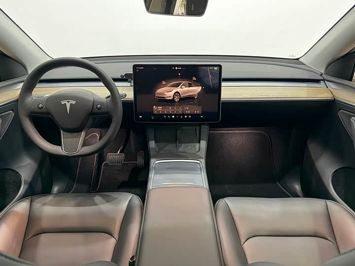 Фото 7 - Tesla Model Y