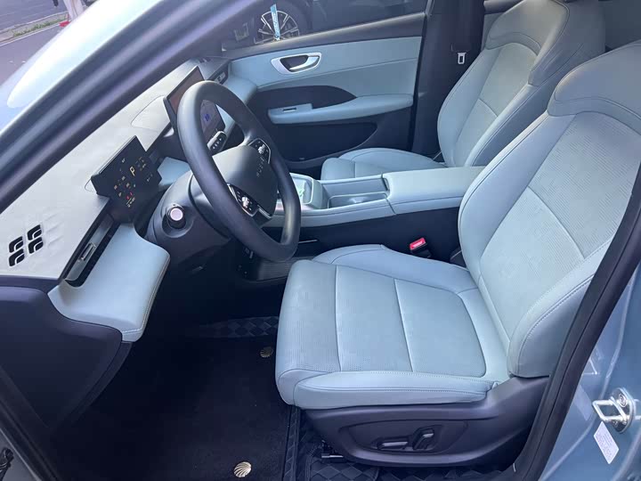 Фото 5 - Roewe D6