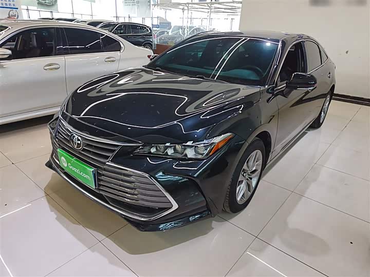 Фото 2 - Toyota Avalon