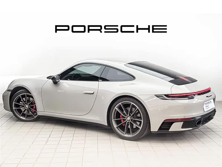 Фото 4 - Porsche 911