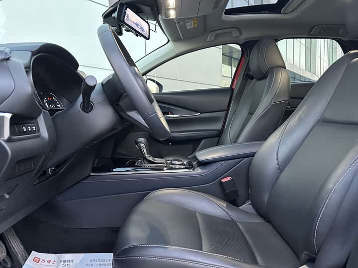 Фото 7 - Mazda CX-30