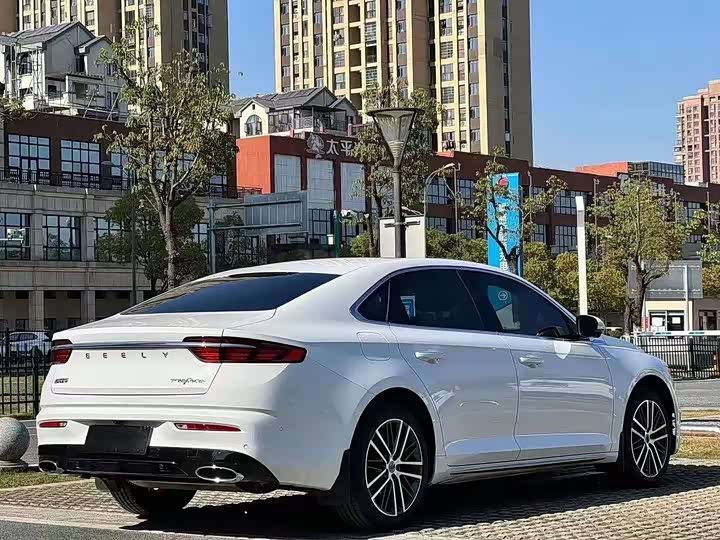 Photo 7 - Geely Preface